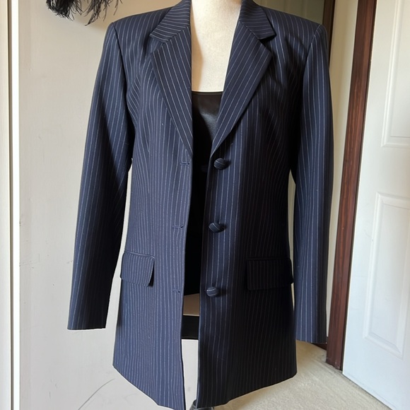 Jacket - Picture 3 of 10